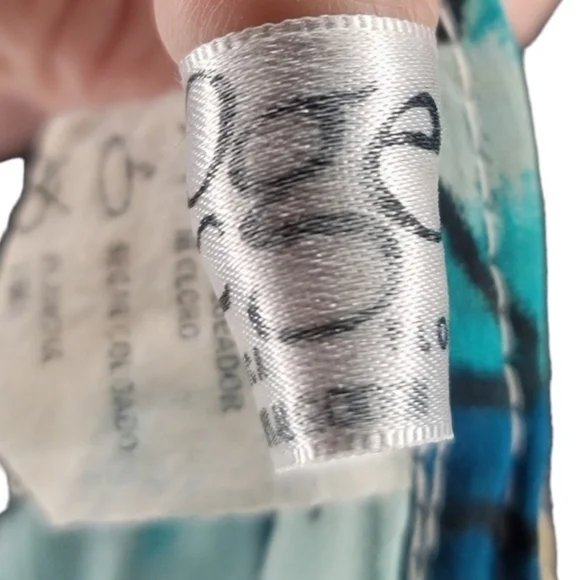 Flowy Blue and Green Kaftan - Picture 6 of 8